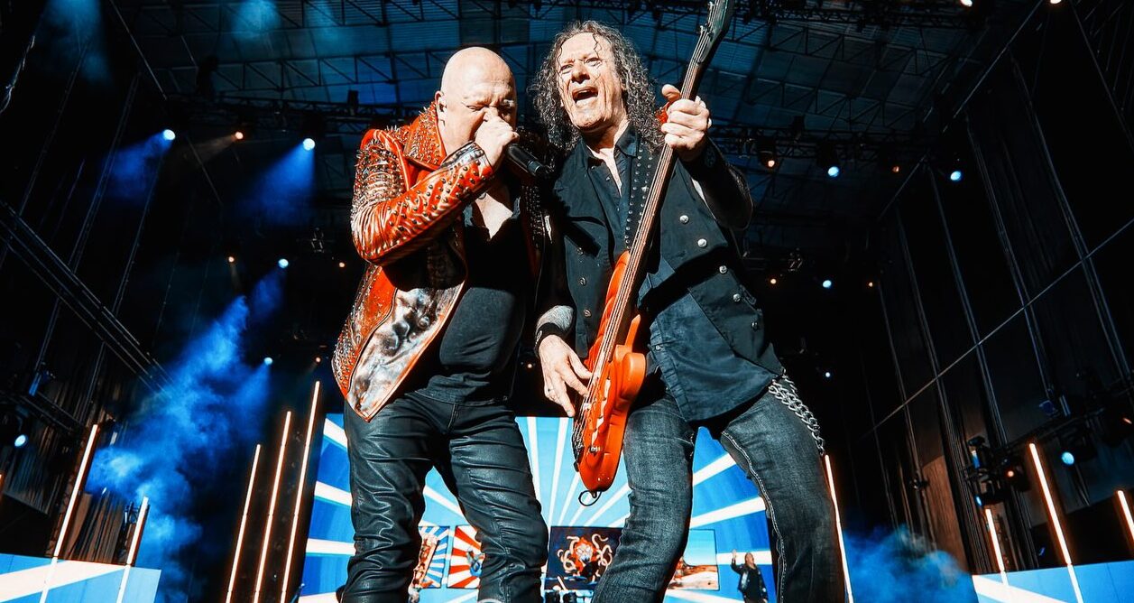 "Michael Kiske en vivo cantando con HELLOWEEN"