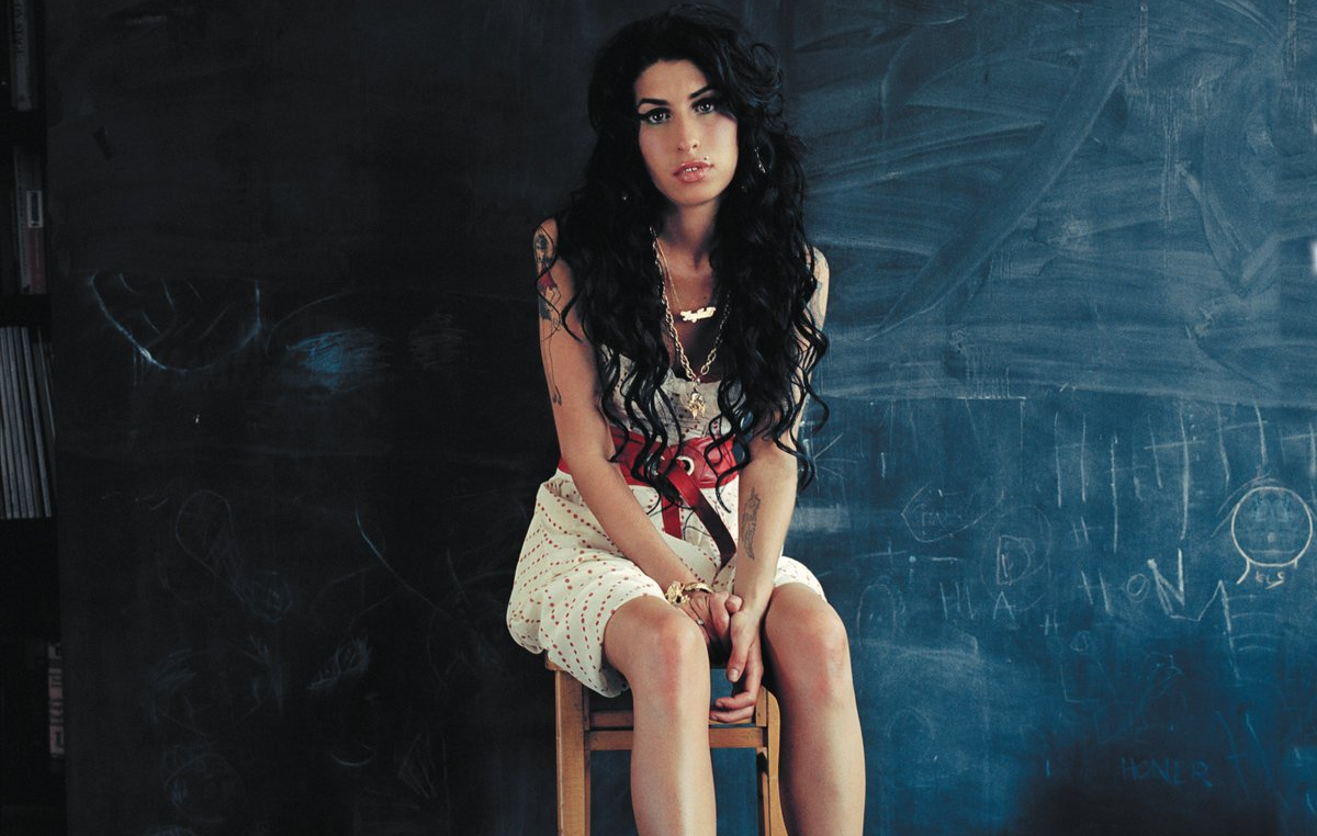 Caja de lujo del 20 aniversario del disco Back to Black de Amy Winehouse
