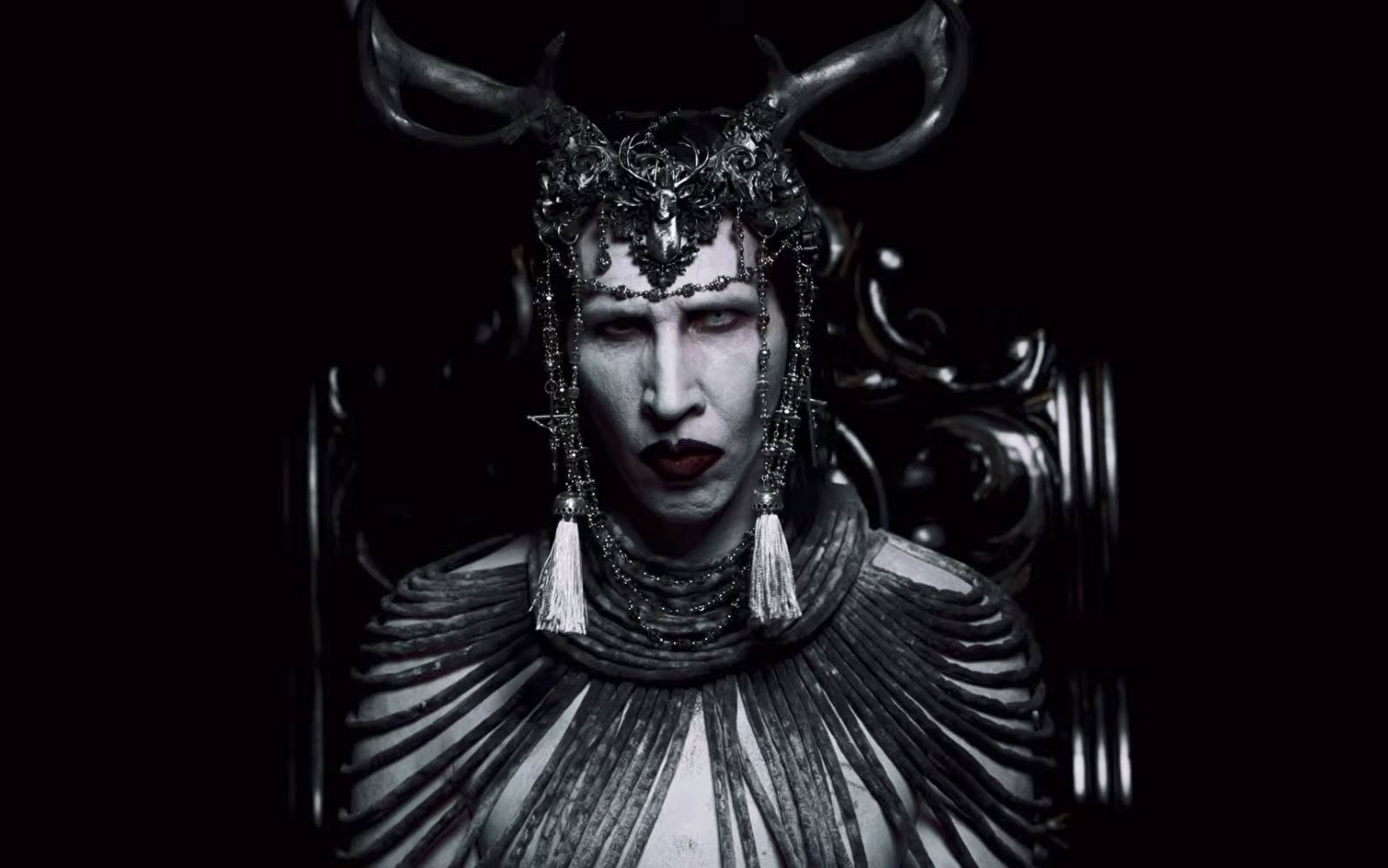 Marilyn Manson estrena el videoclip de 'Unalive' y lanza su nuevo álbum 'One Assassination Under God - Chapter 2' 2 Marilyn Manson en el videoclip oficial de Unalive 2026