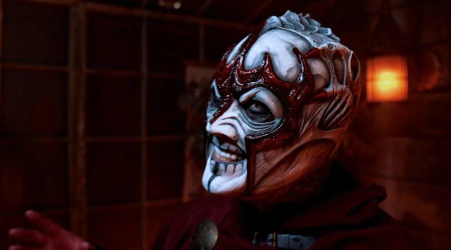 Waylon Reavis (ex-Mushroomhead) y A Killer’s Confession reinventan 'Blinding Lights' de The Weeknd en versión alt-metal 3 Waylon Reavis vocalista de A Killer's Confession en vivo