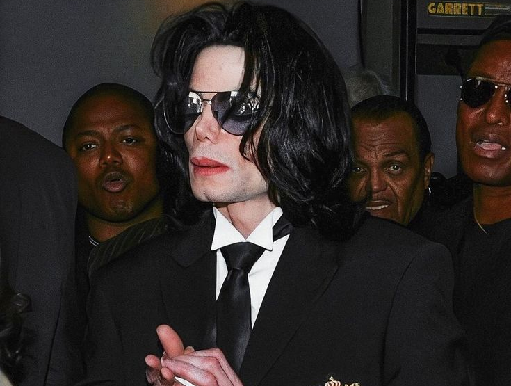 Caso Michael Jackson: Juez ordena que la demanda de la familia Cascio se resuelva en un arbitraje confidencial 1 Fachada de tribunal federal en caso del patrimonio de Michael Jackson