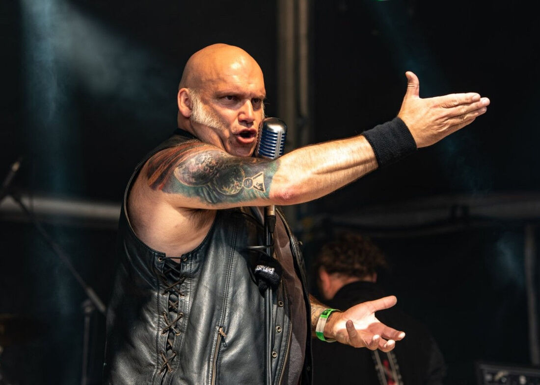 Blaze Bayley revela cómo su infarto cambió su forma de ver la vida, la música y el éxito 1 Blaze Bayley habla sobre su recuperación tras el infarto y su nueva perspectiva sobre la vida