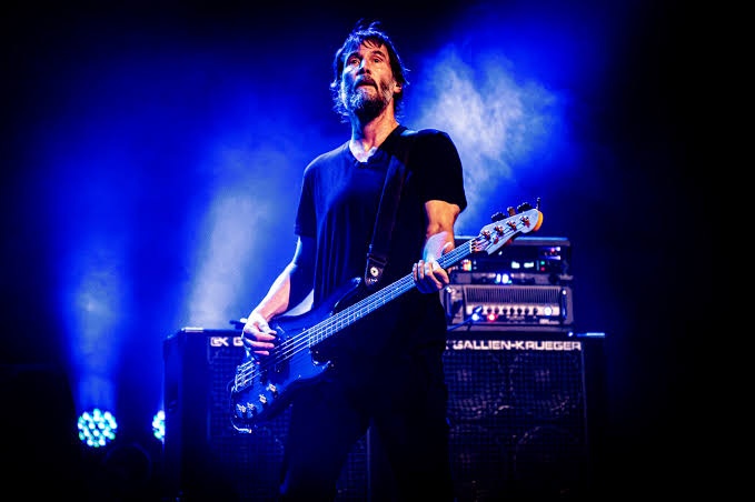 Dogstar, la banda de Keanu Reeves, llegará por primera vez a México para abrir el show de A Perfect Circle 3 Dogstar y Keanu Reeves llegarán por primera vez a México para abrir el concierto de A Perfect Circle