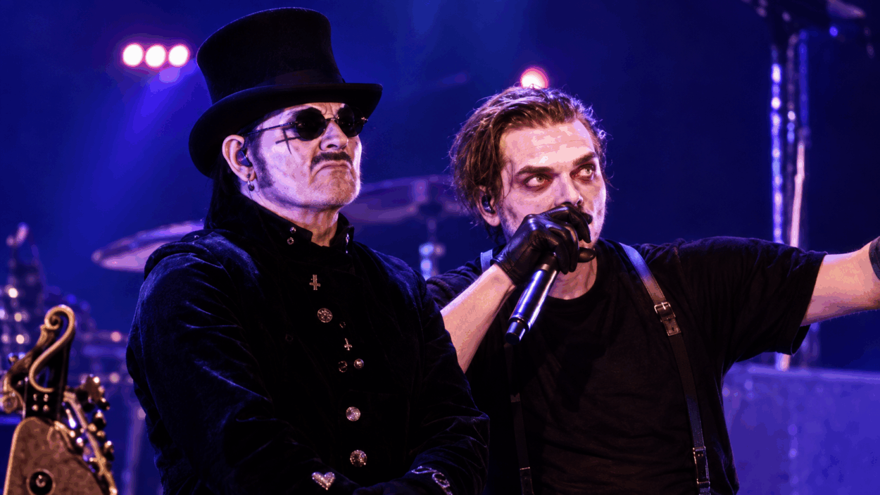 My Chemical Romance junto a King Diamond durante su concierto en Texas