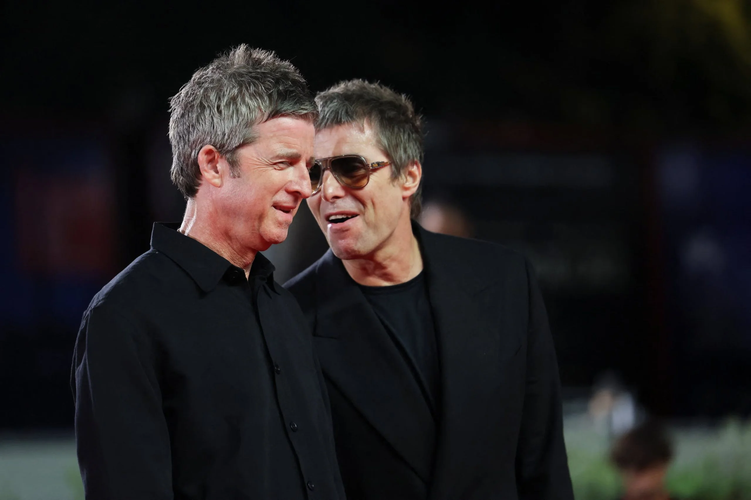 Noel y Liam Gallagher juntos durante la nueva etapa de Oasis tras su reunión